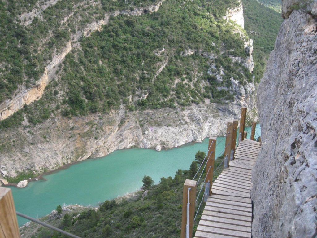 Hostal Canigó El Pont de Suert Exterior foto